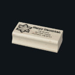 Happy Hanukkah Chanukah Snowflake Jewish Holiday Gummistempel<br><div class="desc">Die Briefmarke aus Gummi zeigt eine originelle Marker-Abbildung eines frisch gebackenen Schneeflockenkochs. Ideal für Ferien-Mailing,  Scrapbooking und Crafting! Personalisieren Sie sich einfach mit Ihren Informationen.</div>