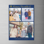Happy Hanukkah Familie 3 Foto Collage Magnet Card<br><div class="desc">Moderne,  anpassbare jüdische Foto Collage Hanukkah Magnetkarte mit einer Kollektion von Fotos im Winter. Fügen Sie 3 Ihrer bevorzugten Chanukah-Erinnerungen auf diesem modernen drei Fotolayout unter einer Menorah und Gold-Skript. Gute Hanukkah-Magnete.</div>
