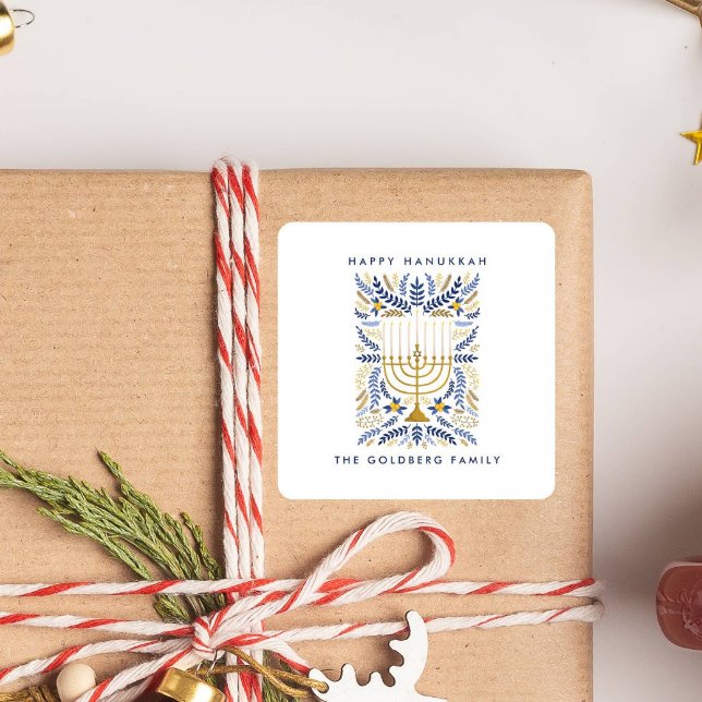 Happy Hanukkah Festive Watercolor Menorah FOLIAGE Quadratischer Aufkleber (HANUKKAH CANDLES MENORAH FAMILY NAME STICKER FOR GIFT)