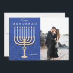Happy Hanukkah Menorah Feiertagskarte<br><div class="desc">Happy Hanukkah Menorah Design Foto Ferienkarte</div>