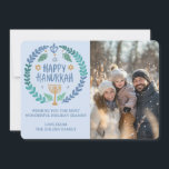 Happy Hanukkah Menorah Handgezeichnetes CUSTOM FOT Feiertagskarte<br><div class="desc">Sweet HANUKKAH themed Kranz zeichn, jemandem einen schönen Urlaub zu wünschen! Gib dein eigenes Foto! Klicken Sie auf "Personalisieren", um Ihr eigenes Foto hinzuzufügen. Sie können auch Text auf der Vorder- oder Rückseite hinzufügen. Karo in meinem Shop für weitere Optionen. Auch als digitaler Download verfügbar, um sofort per E-Mail oder...</div>