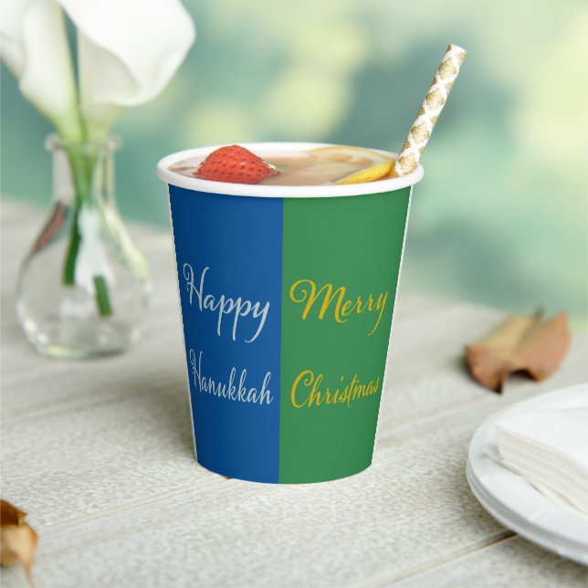 Happy Hanukkah Merry Christmas Dual Holiday Design Pappbecher (In Situ)