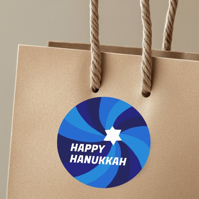 HAPPY HANUKKAH Moderner Swirl Star von David Custo Runder Aufkleber (HAPPY HANUKKAH Modern Swirl Star of David Custom Classic Round Sticker
)