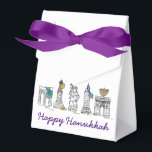 Happy Hanukkah NYC New York City Chanukah Holiday Geschenkschachtel<br><div class="desc">Eine originelle Brien-and-Tinte-Illustration verschiedener New Yorker Sehenswürdigkeiten,  die für die Urlaubssaison "gekleidet" sind. Perfekt für Hanukkah! Sehen Sie nicht,  wonach Sie suchen? Brauchen Sie Hilfe bei der Anpassung? Kontaktieren Sie Rebecca,  um etwas für Sie entworfen zu haben.</div>