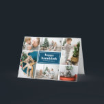 Happy Hanukkah Typografie Foto Collage Blue Feiertagskarte<br><div class="desc">Happy Hanukka! Senden Sie Urlaubswünsche und Grüße mit dieser modernen und stilvollen Urlaubskarte. Es zeichnet sich durch Retrofett-Typografie mit blauen diagonalen Streifen Muster aus. Personalisieren Sie Ihre Lieblings-Fotos,  Gruß,  Namen und andere Details. Die Texte sind vollständig editierbar. Erhältlich als Flachkarte,  gefaltete Karte und Postkarte.</div>