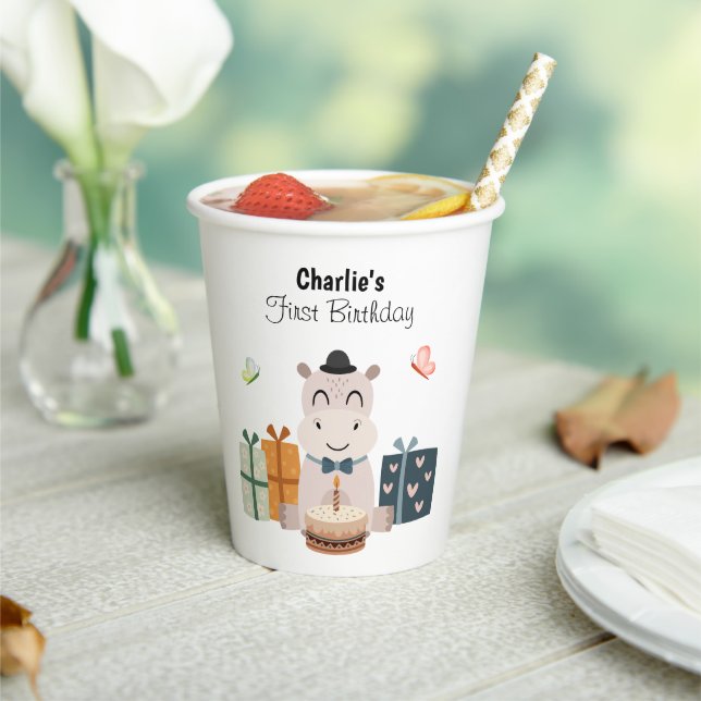 Happy Hippo mit Geburtstagskuchen Pappbecher (In Situ)