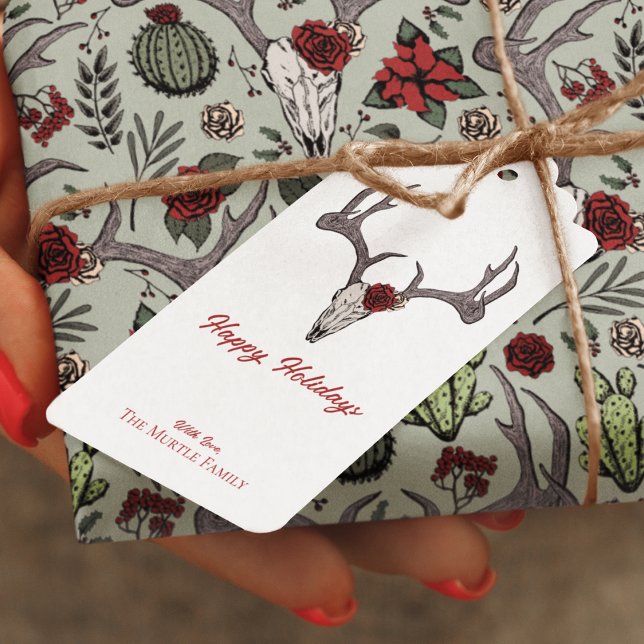 Happy Holidays Floral Rentier Skull Bull Skull Geschenkanhänger (Custom "Happy Holidays" Country Western Christmas Hand-Drawn Reindeer Skull, Antlers, Red Roses.)
