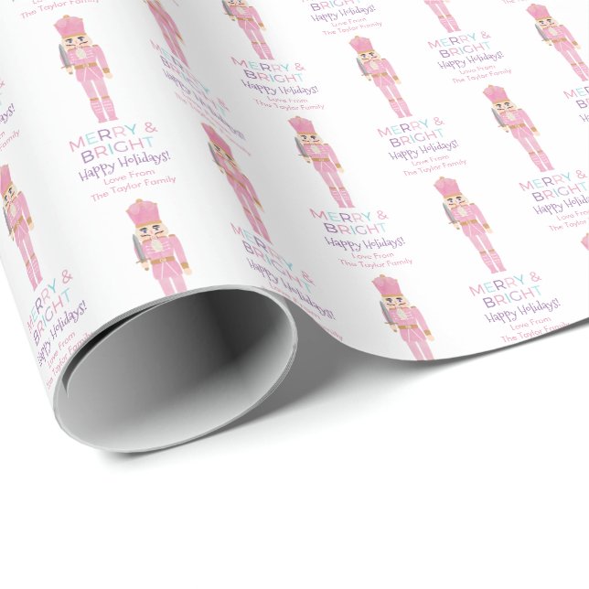Happy Holidays Pink Lilac Nutcrackers Familienname Geschenkpapier (Rolleneckpunkt)