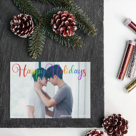 Happy Holidays Rainbow Script Gay Couple Foto Feiertagskarte
