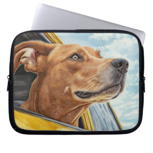 Happy Hund in Gelben Auto Art Print Laptopschutzhülle