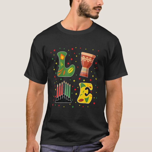 Happy Kwanzaa Drum Kinara Seven Candles Africa Cel T-Shirt (Vorderseite)