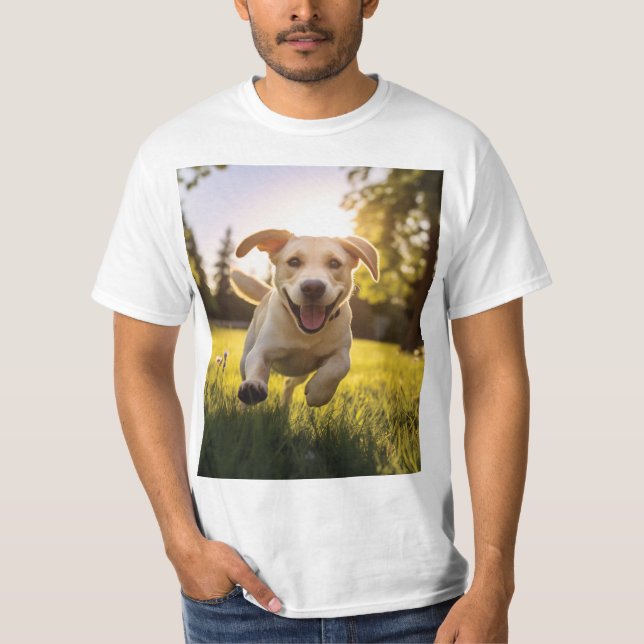 Happy Labrador Puppy Running T-Shirt (Vorderseite)