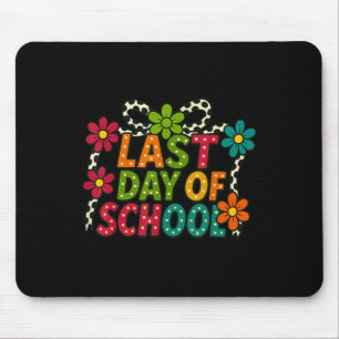 Happy letzten Tag der Schule Bow Retro Blume Groov Mousepad