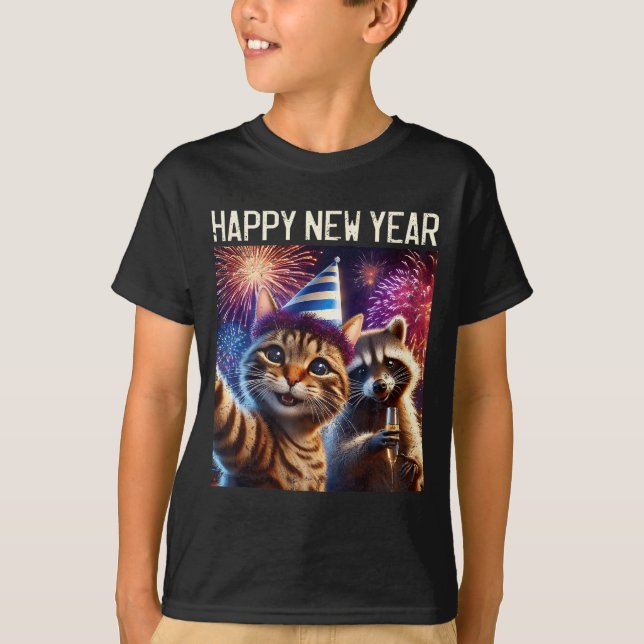 Happy New Year 2026 Cute Cat Raccoon Celebration  T-Shirt (Vorderseite)