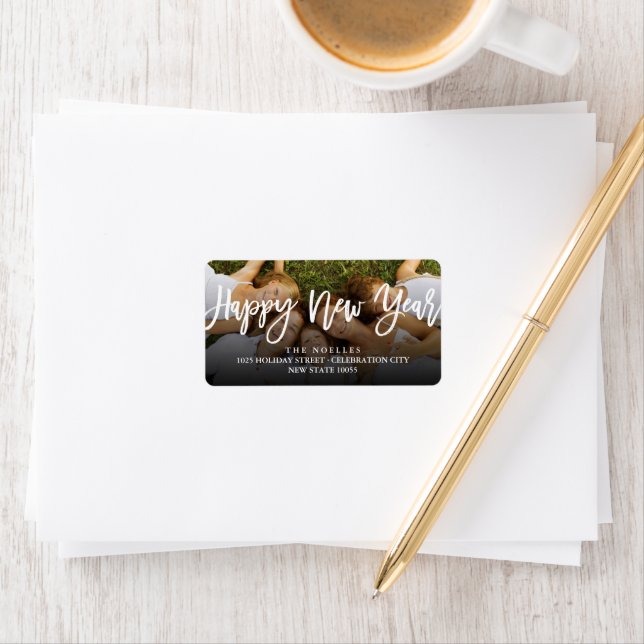 Happy New Year Brush Script Calligrafy Foto Adressaufkleber (Insitu)