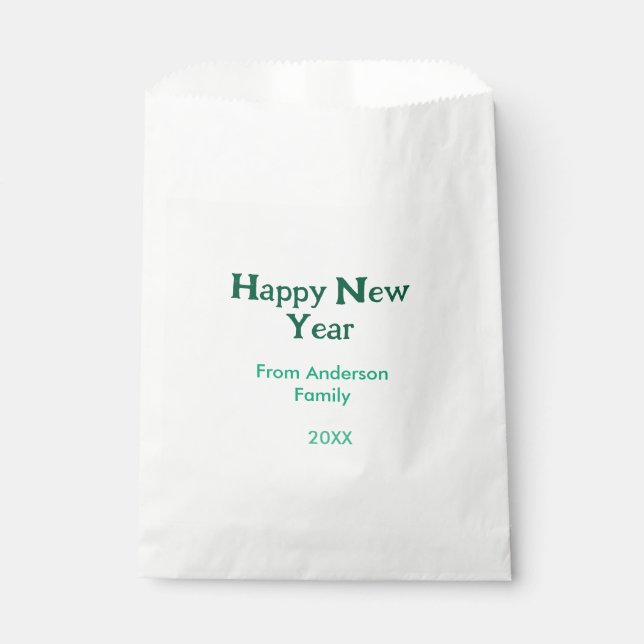 Happy new year green add family name year simple  geschenktütchen (Vorderseite)