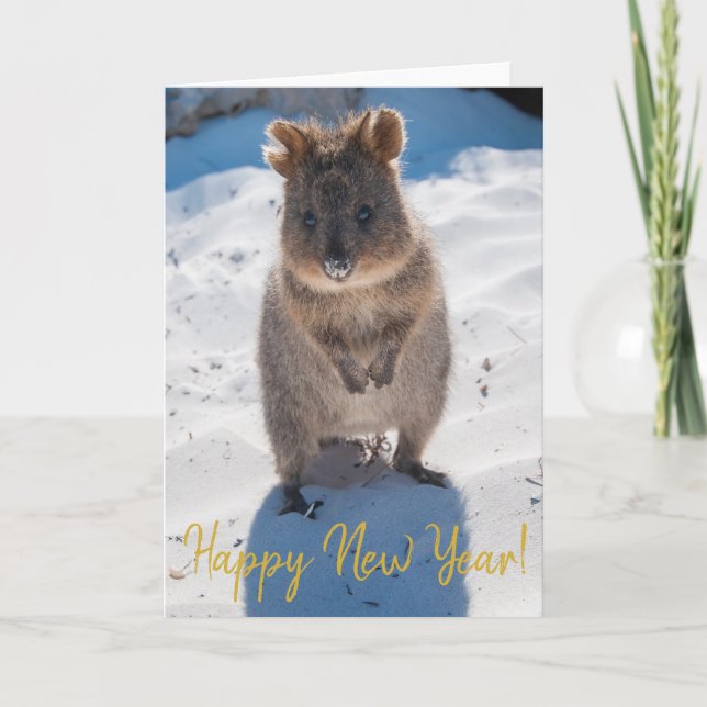 Happy New Year Niedlich Quokka am Strand Australie Karte (Vorderseite)