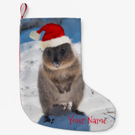 Happy & Niedlich Quokka am Weihnachtsstrand Kleiner Weihnachtsstrumpf