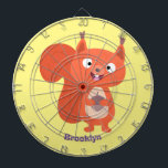 Happy niedliche Red Eichhörnchen Cartoon Illustrat Dartscheibe<br><div class="desc">Dieses niedliche,  glückliche rote Eichhörnchen ist bereit,  eine Eichel zu essen. Gezeichnet in Cartoon-Illustration Stil für nuss Spaß!</div>