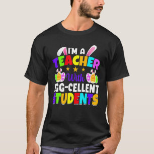 Happy Ostertag 2022 Niedlicher Bunny mit Eiern Ost T-Shirt