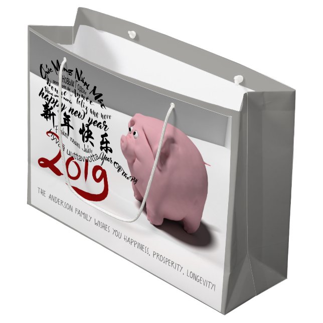 Happy PIg Neujahr 2019 personalisiertes großes Ges Große Geschenktüte (Vorderseite Schrägansicht)