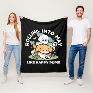 Happy Puppies Rolling in May - Kawaii Hund Kunst Fleecedecke