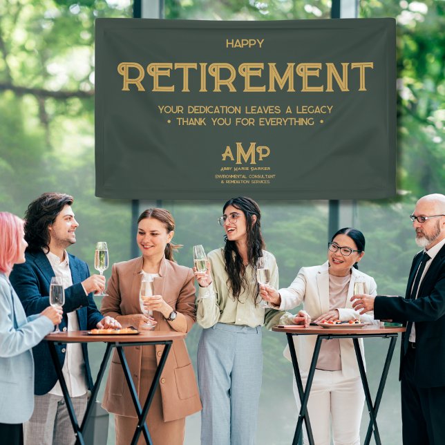 Happy Retirement 3 Letter Gold Monogram on Green Banner (Von Creator hochgeladen)