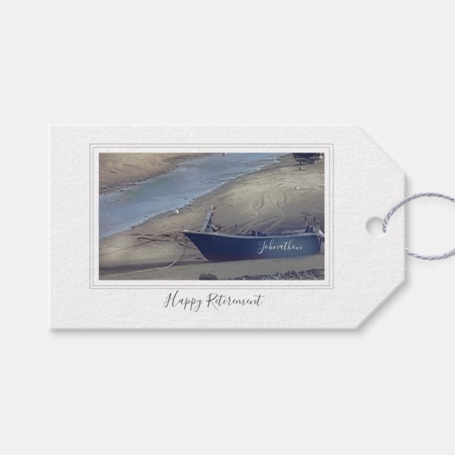 Happy Ruhestand Cornish Fischerboot am Strand Geschenkanhänger (Vorderseite (Horizontal))