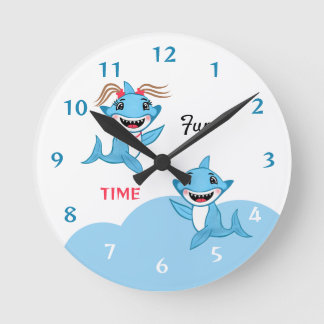 Happy Shark Family Fun Time Runde Wanduhr