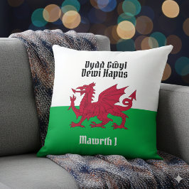 Happy St. David's Day Red Dragon Welsh Flag Kissen