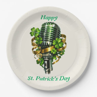 Happy St. Patrick’s Day Shamrock & Microphone Pappteller