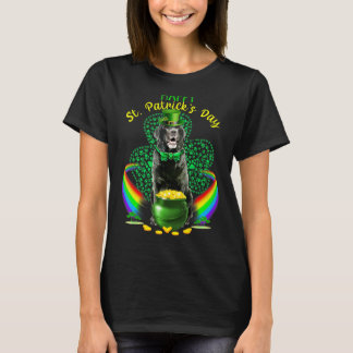 Happy St Patricks Day Black Lab Leprechaun Hat Sha T-Shirt