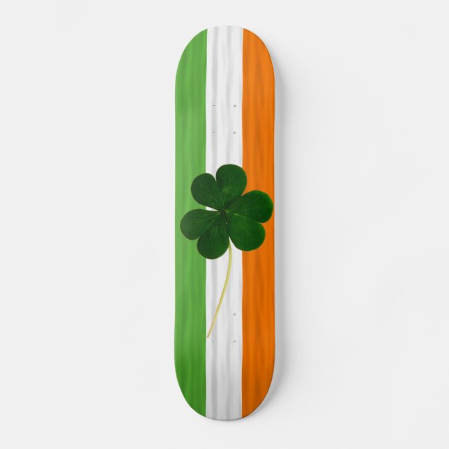 Happy St. Patrick's Day Irish Flag Kleeblatt Paddy Skateboard (Vorderseite)