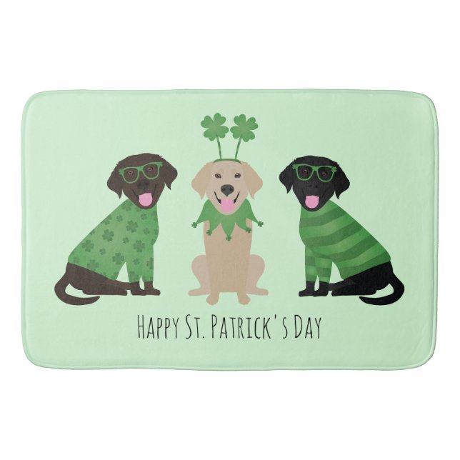 Happy St Patricks Day Labrador Retriever Hunde Badematte (Vorderseite)