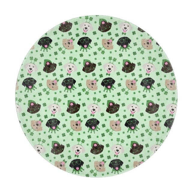 Happy St Patricks Day Labrador Retriever Hunde Schneidebrett (Vorderseite)