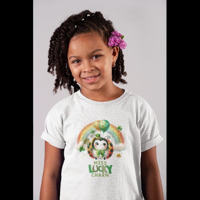 Happy St. Patrick's Day Ladybug Kleinkind T-shirt (Von Creator hochgeladen)