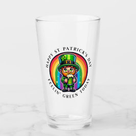 Happy St Patrick's Day Leprechaun mit grünem Bier Glas