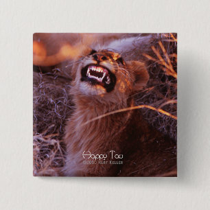 Happy Tau, Lächelnd Lion Cub Button