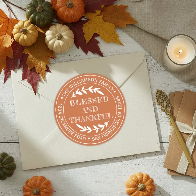 Happy Thanksgiving Rücksendeadresse Burnt Orange Runder Aufkleber (Von Creator hochgeladen)