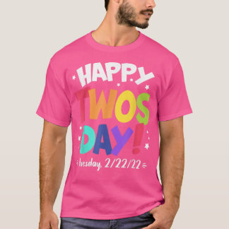 Happy Twosday 2022 Dienstag, 22. Februar 2022 Kid T-Shirt