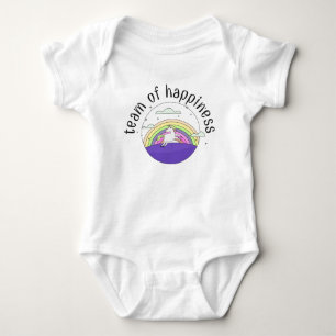 Happy Unicorn mit einem Regenbogen Lila Baby Strampler