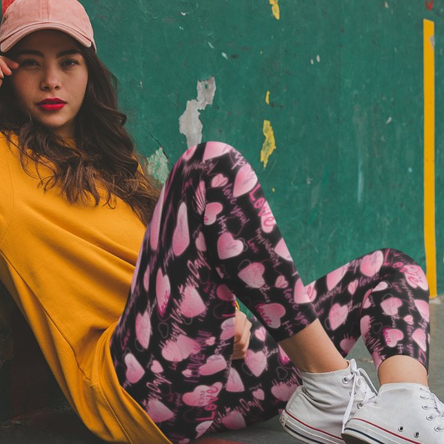 Happy Valentine's Day Liebe Script Pink Hearts Leggings (Von Creator hochgeladen)