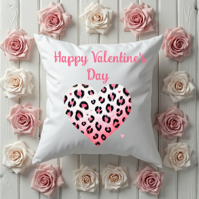 Happy valentine's day rosa Leopardenherz Kissen (Von Creator hochgeladen)