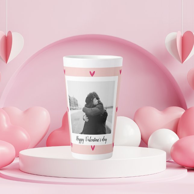 Happy Valentine's Day | Rosa und rotes Herz | Gesc Milchtasse (Von Creator hochgeladen)