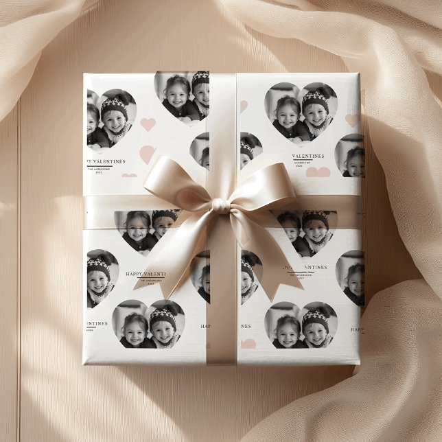 Happy Valentine's Personalisiert Heart Foto Pastel Geschenkpapier (Von Creator hochgeladen)