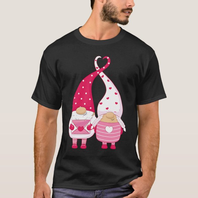 Happy Valentineu2019s Day Two Gnomes in Love T-Shirt (Vorderseite)