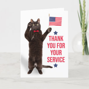 Happy Veterans Day Cat Holding Flag and Saluting Feiertagskarte