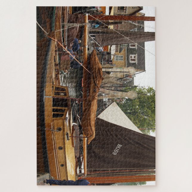 Harbor, wood Fishingboat  Puzzle (Vertikal)