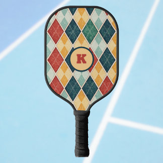 Harlequin Vintag Gold Red Green Monogram Raute Pickleball Schläger
