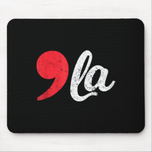 Harris 2024 Präsident Distressed Comma La Funny 1 Mousepad
